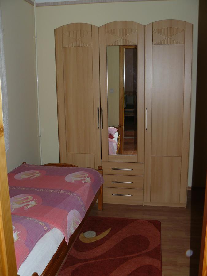 Zsuzsi Apartman Zalakaros Exterior photo